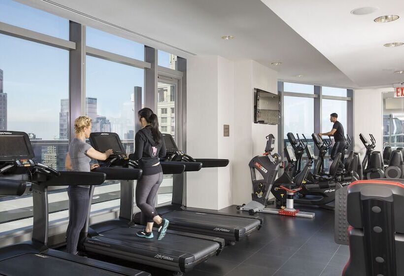 Residence Inn By Marriott New York Manhattan/central Park