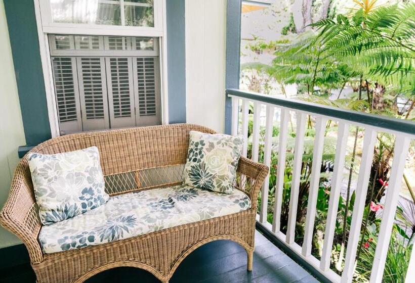 渡假胜地  Kilauea Lodge And Restaurant