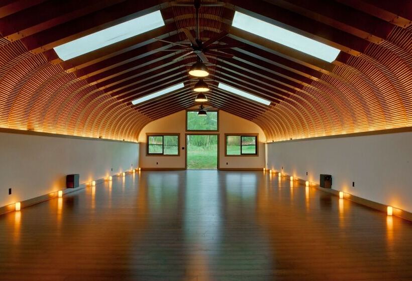 منتجع Lumeria Maui, Educational Retreat Center