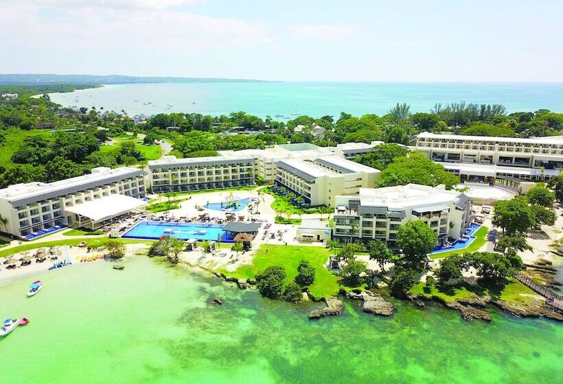 Royalton Negril, An Autograph Collection All Inclusive Resort