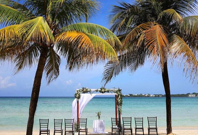 Royalton Negril, An Autograph Collection All Inclusive Resort