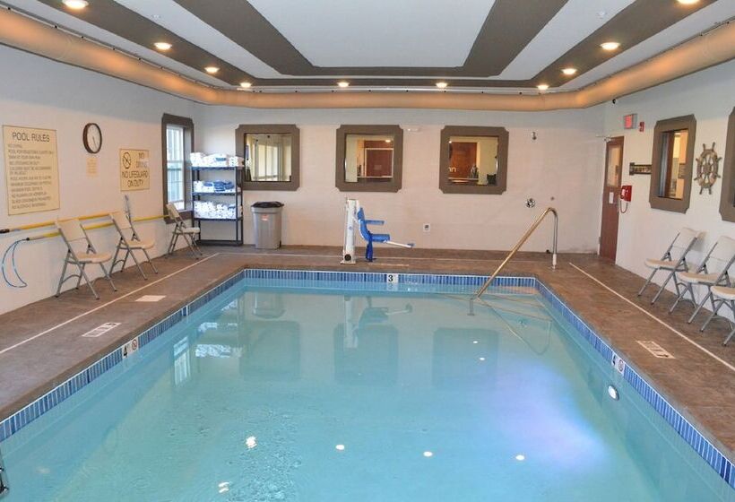 Spark By Hilton Minot