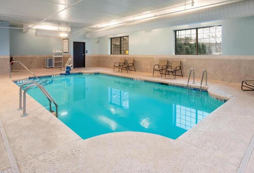 Staybridge Suites Buffalo Amherst, An Ihg