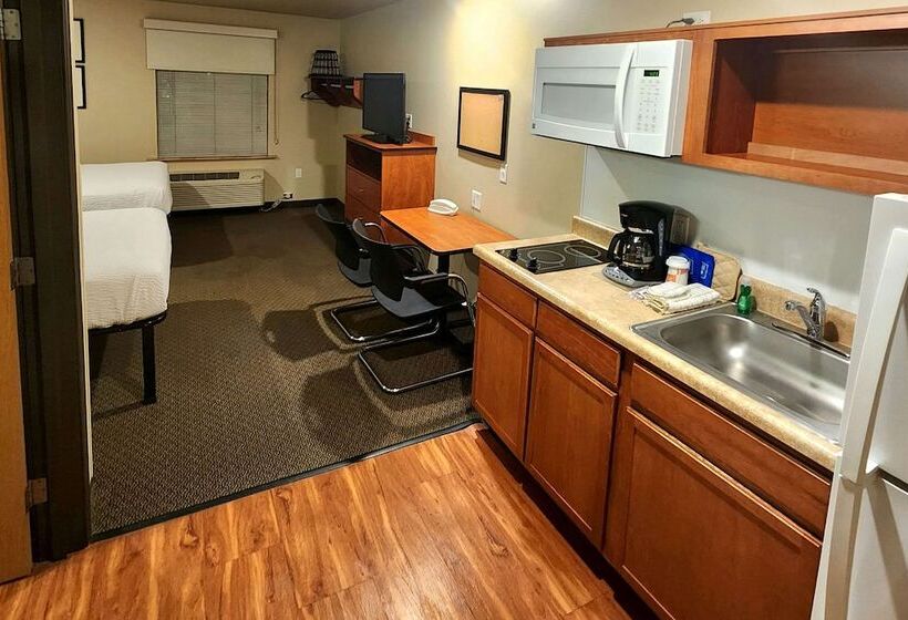 Suburban Studios Dickinson