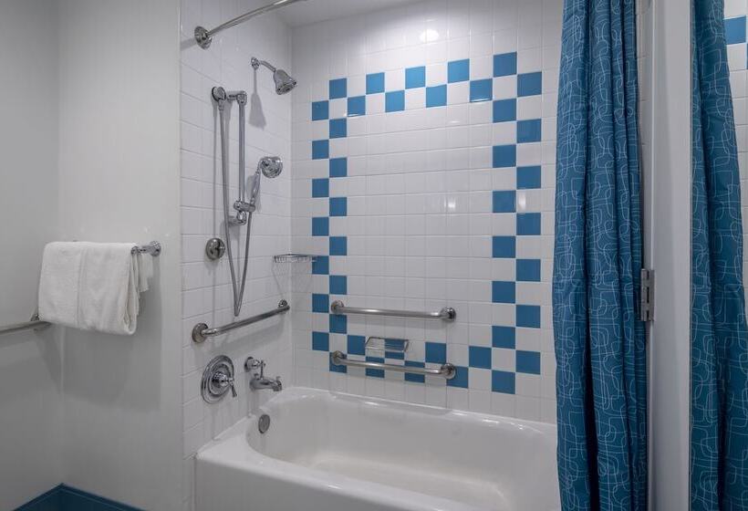 Universal's Cabana Bay Beach Resort