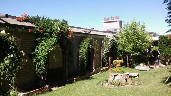 ユースホステル Hostería San Remo