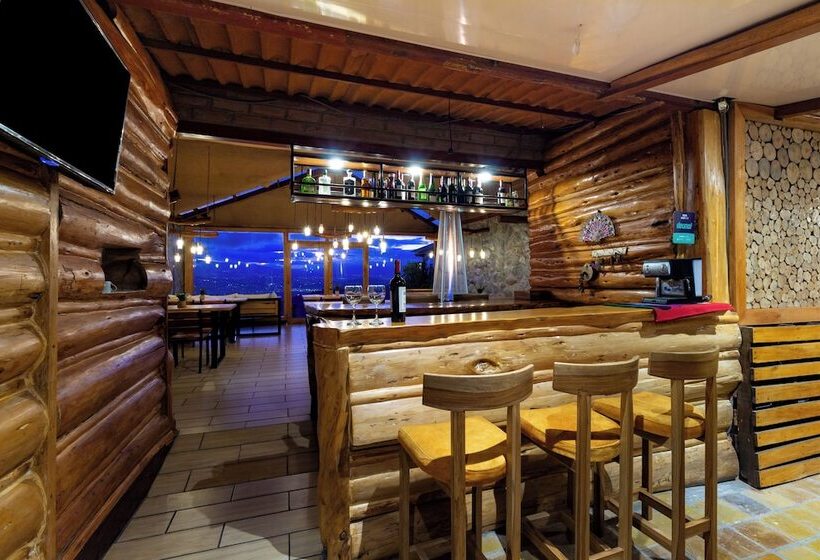 تختخواب و صبحانه El Cedro Soñado