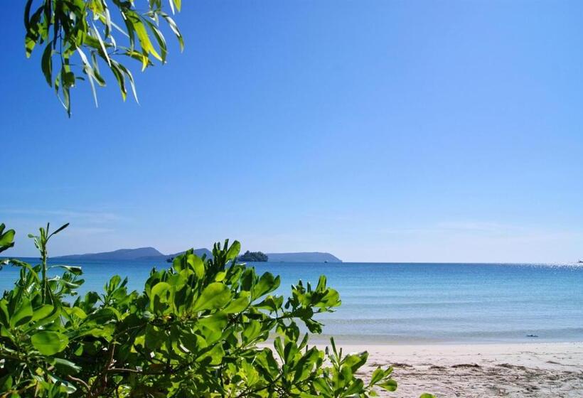 Отель Beachwalk Koh Rong