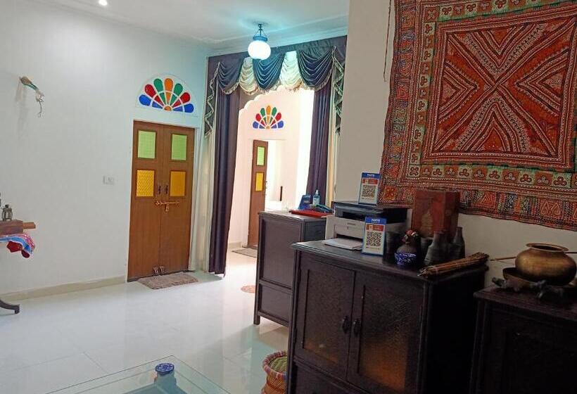 فندق Hindupura Residency