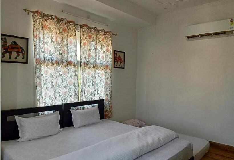 فندق Hindupura Residency