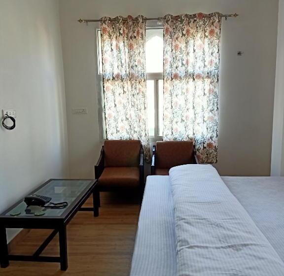 فندق Hindupura Residency