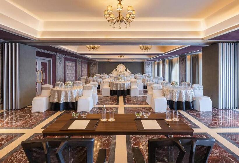 酒店 Hillock Ahmedabad