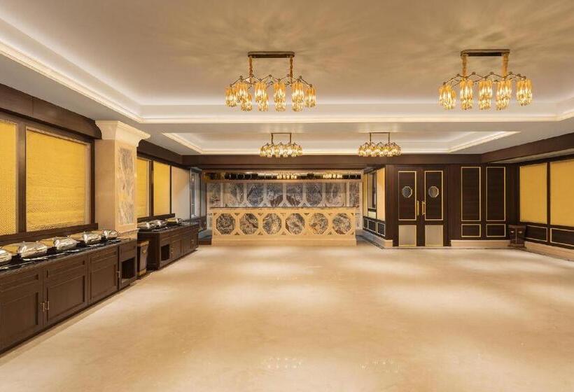 酒店 Hillock Ahmedabad