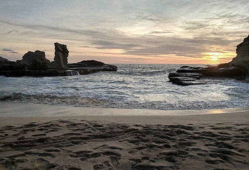 بنسيون Homestay Nova Pantai Klayar