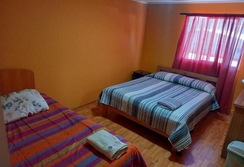 بنسيون Hostal La Casona Alfredo Campos