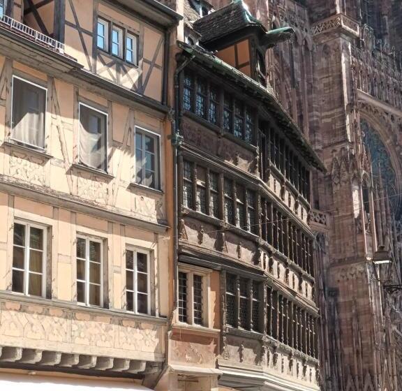 مبيت وإفطار Au Jardin De La Maison Des Soeurs