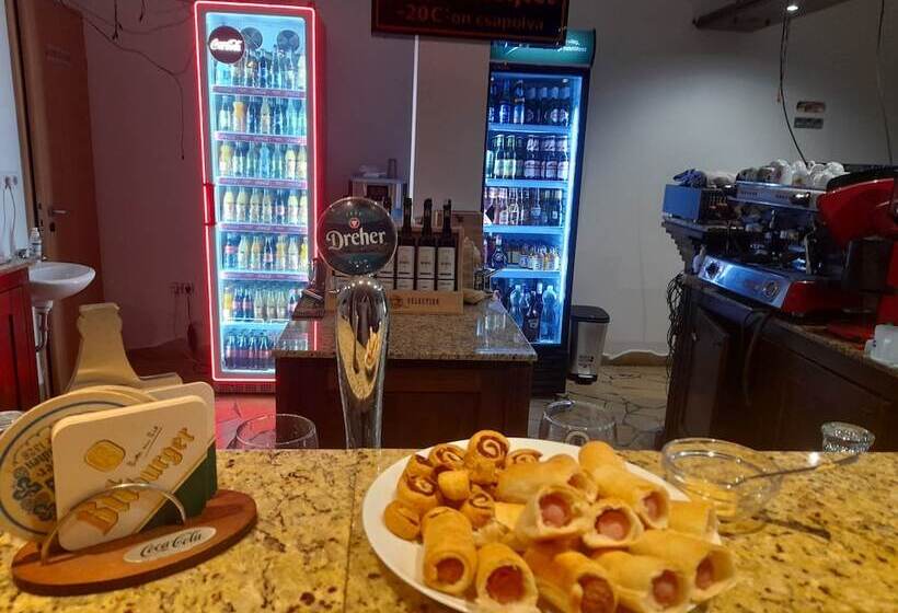 住宿加早餐  Demizson Panzio