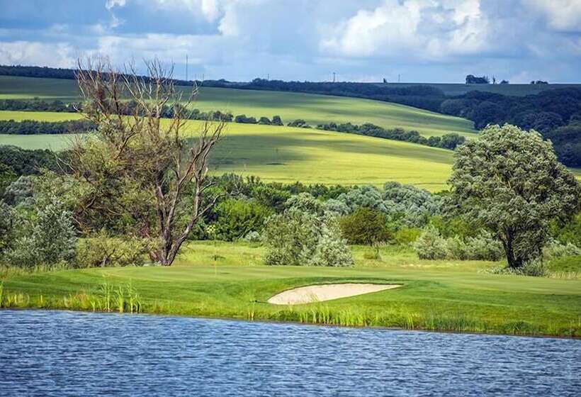 住宿加早餐  Demizson Panzio