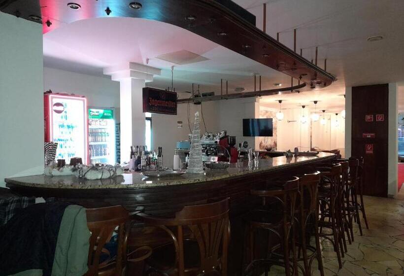 住宿加早餐 Demizson Panzio