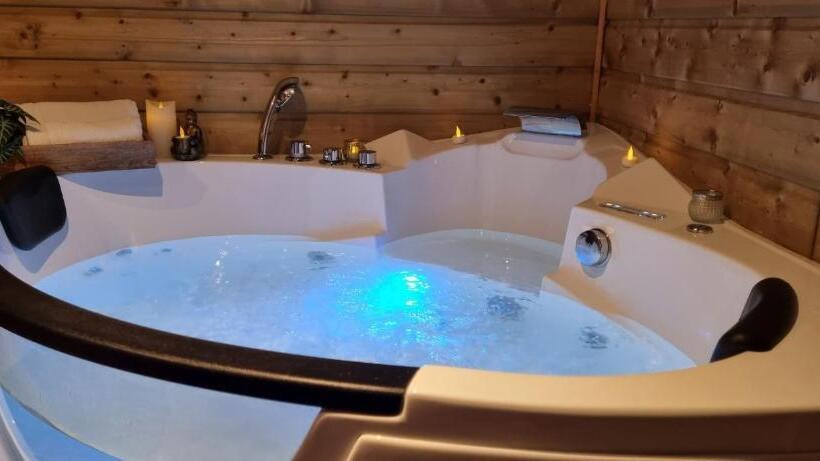 Bed and Breakfast Les Glycines De Monchy  Chambres D Hôtes