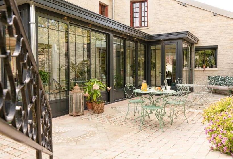 Bed and Breakfast Les Glycines De Monchy  Chambres D Hôtes