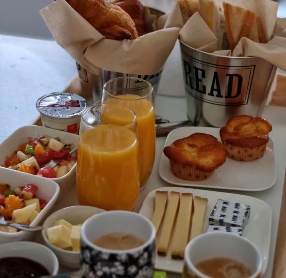 Bed and Breakfast Les Glycines De Monchy  Chambres D Hôtes