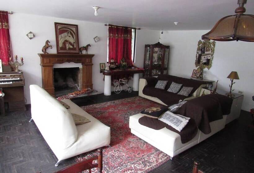 צימר Maria Adelaida Hostal