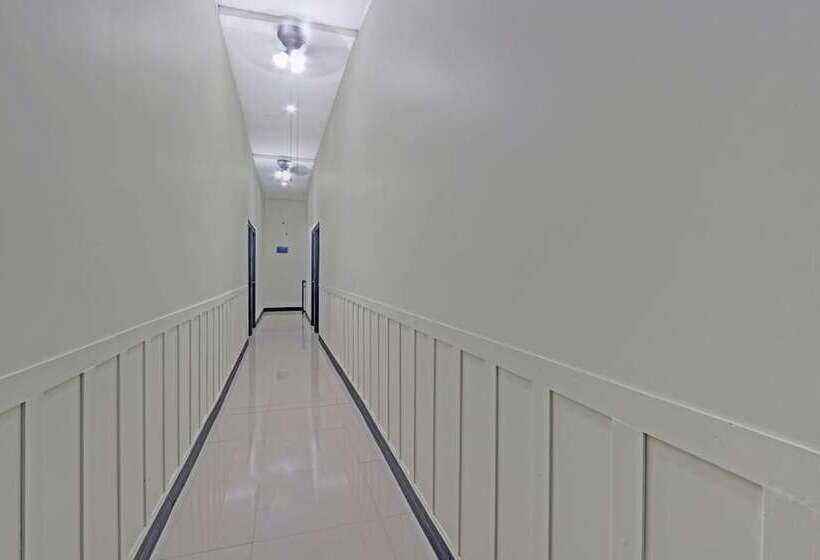 בית מלון כפרי Capital O 90811 Myhome