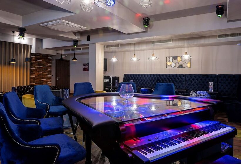 Casa Di Fiore Spa And Medical Hotel, Mineral Pools & Private Beach