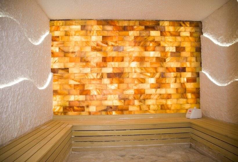 Casa Di Fiore Spa And Medical Hotel, Mineral Pools & Private Beach