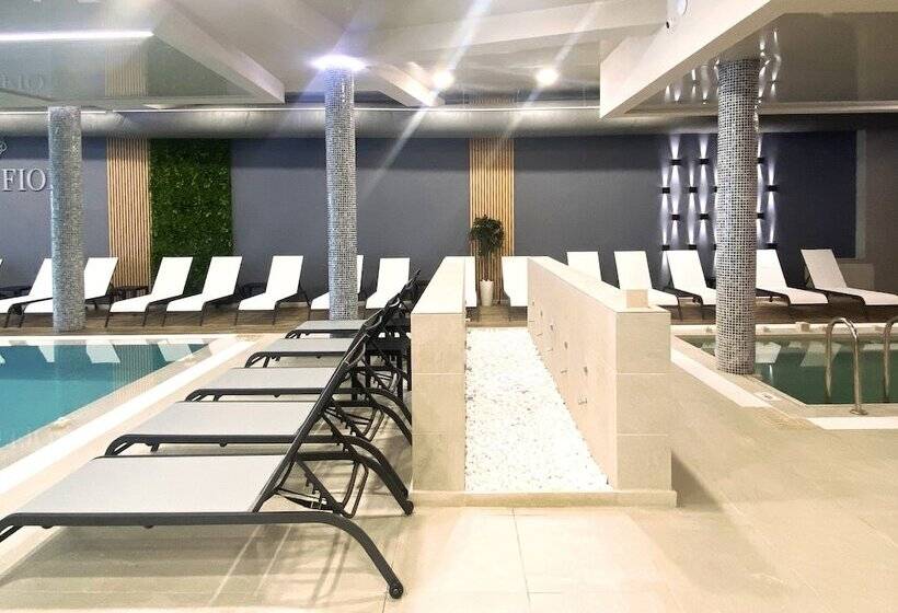 Casa Di Fiore Spa And Medical Hotel, Mineral Pools & Private Beach