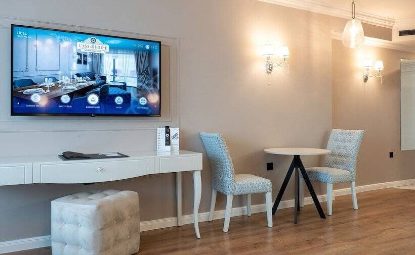 Casa Di Fiore Spa And Medical Hotel, Mineral Pools & Private Beach