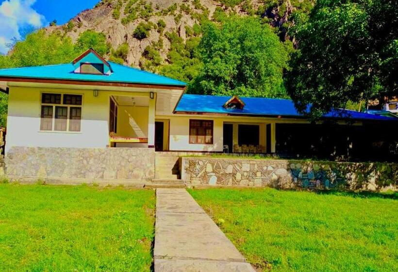 Hotel Chitral Inn Resort