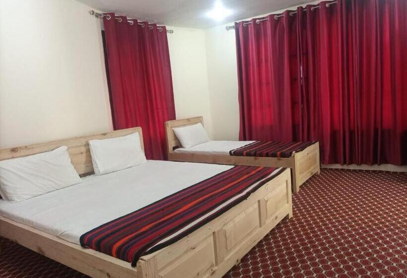 فندق Chitral Inn Resort