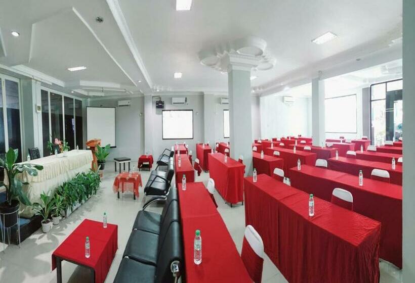 酒店 Citra Mulia Restaurant