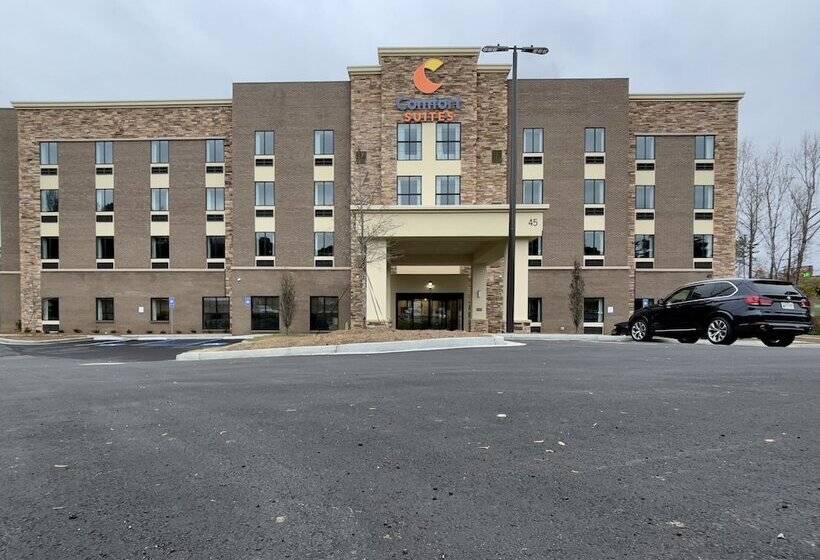 فندق Comfort Suites