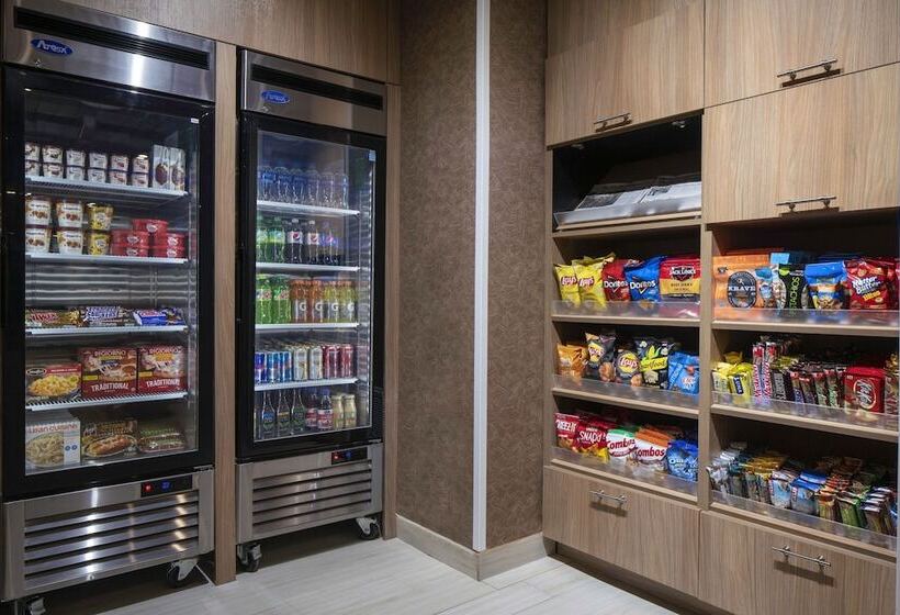 Отель Fairfield By Marriott Inn & Suites Corinth South Denton Area