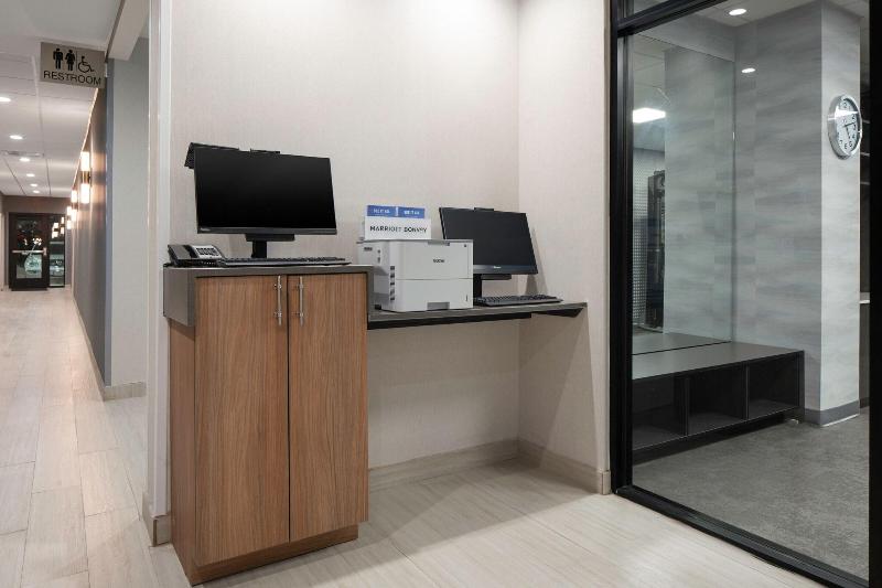 Отель Fairfield By Marriott Inn & Suites Corinth South Denton Area