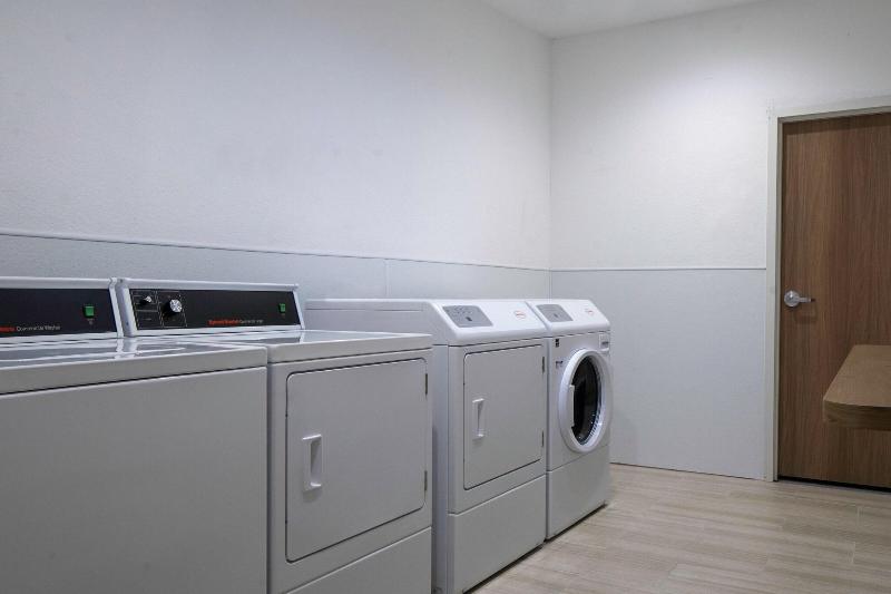 Отель Fairfield By Marriott Inn & Suites Corinth South Denton Area