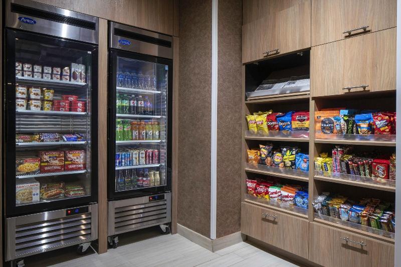 Отель Fairfield By Marriott Inn & Suites Corinth South Denton Area