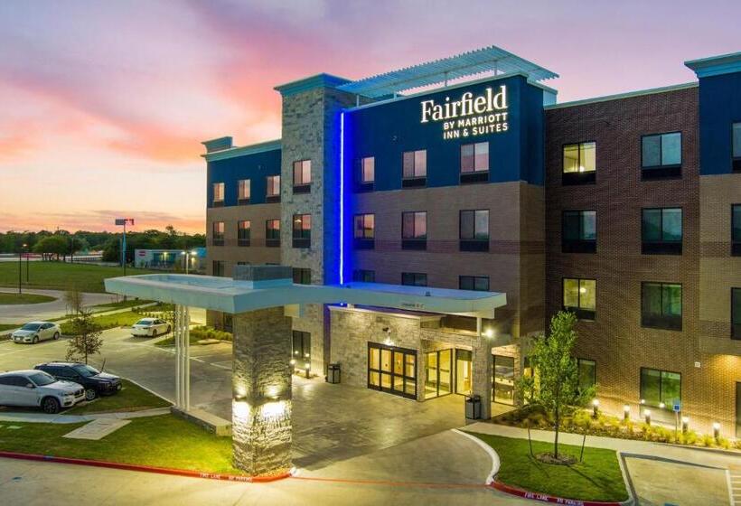 Отель Fairfield By Marriott Inn & Suites Corinth South Denton Area
