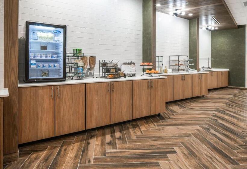 Отель Fairfield By Marriott Inn & Suites Corinth South Denton Area