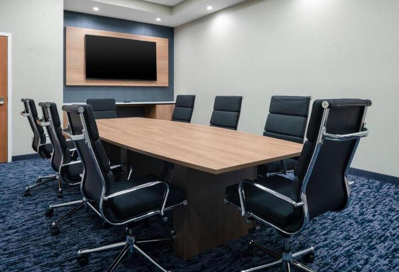 Отель Fairfield By Marriott Inn & Suites Corinth South Denton Area