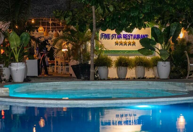 فندق Tropical Oasis Boutique