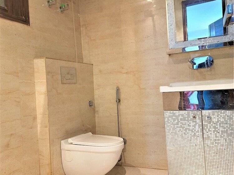 Отель Le Heritage , Nizamudin Railway Station