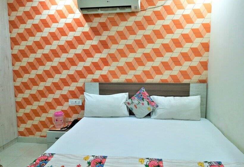 Отель Le Heritage , Nizamudin Railway Station