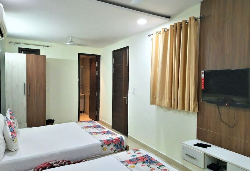 Отель Le Heritage , Nizamudin Railway Station