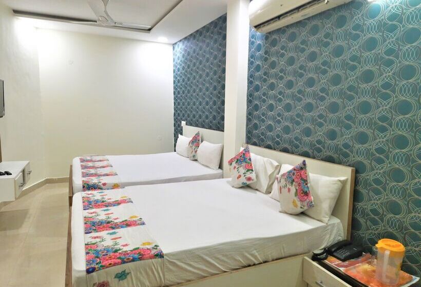 Отель Le Heritage , Nizamudin Railway Station