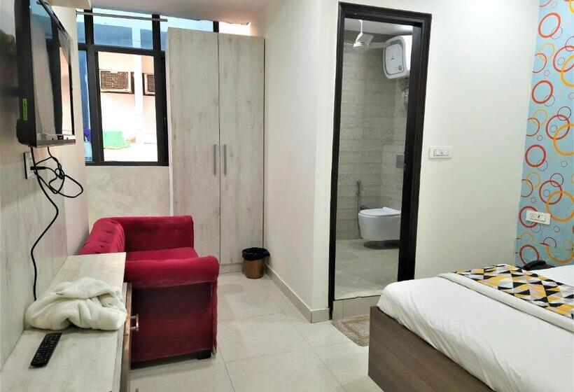 Отель Le Heritage , Nizamudin Railway Station