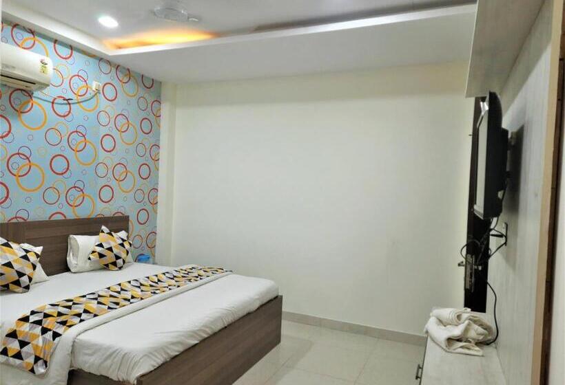 Отель Le Heritage , Nizamudin Railway Station